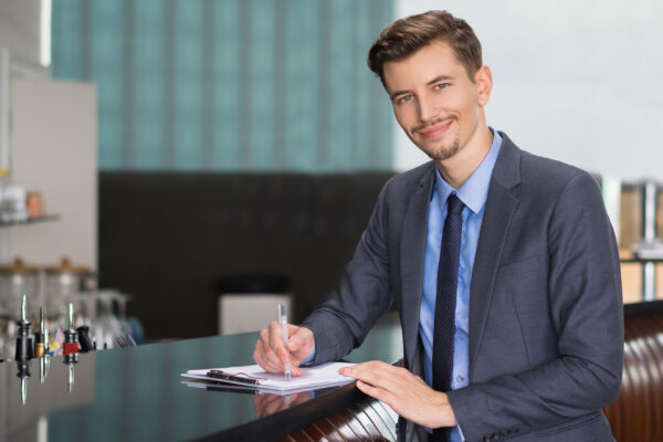 Article/blogpost Writing/Business Writing